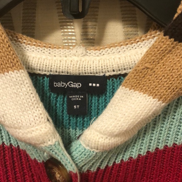 B2G1 Gap 3 button striped hooded sweater 5T - Picture 3 of 7